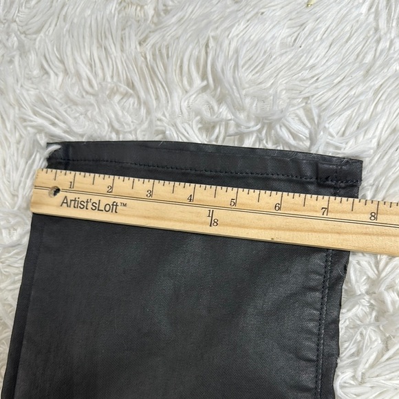 Guess Black Straight Jeans Classic Fit - Picture 10 of 13
